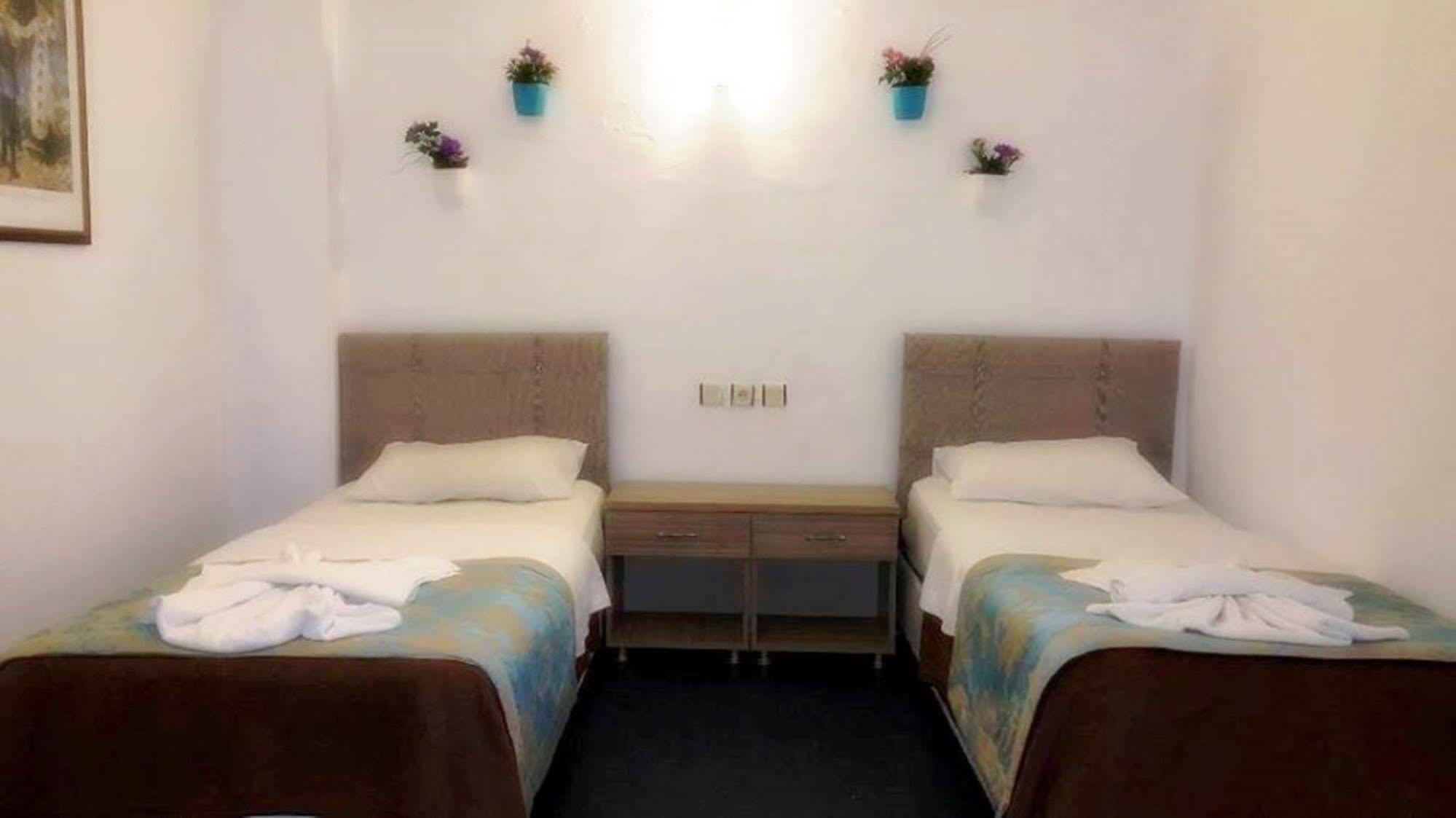 Angels Inn Marmaris Bagian luar foto